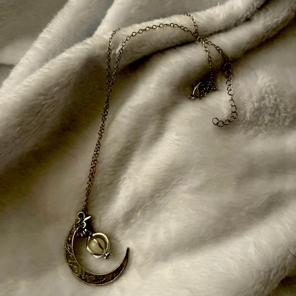 Glow In the dark moon crystal necklace